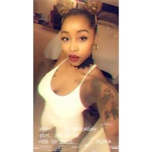 Meet your Posher, Nadia